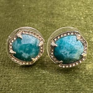 Kendra Scott Amazonia’s David’s Studs